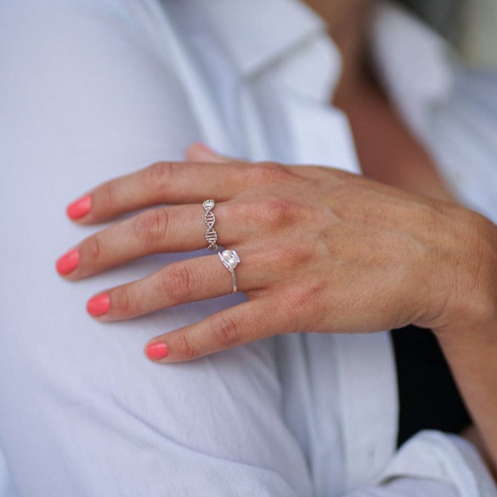 Ring Peace - Sterling Silver Minimalist Peace Symbol Ring-1